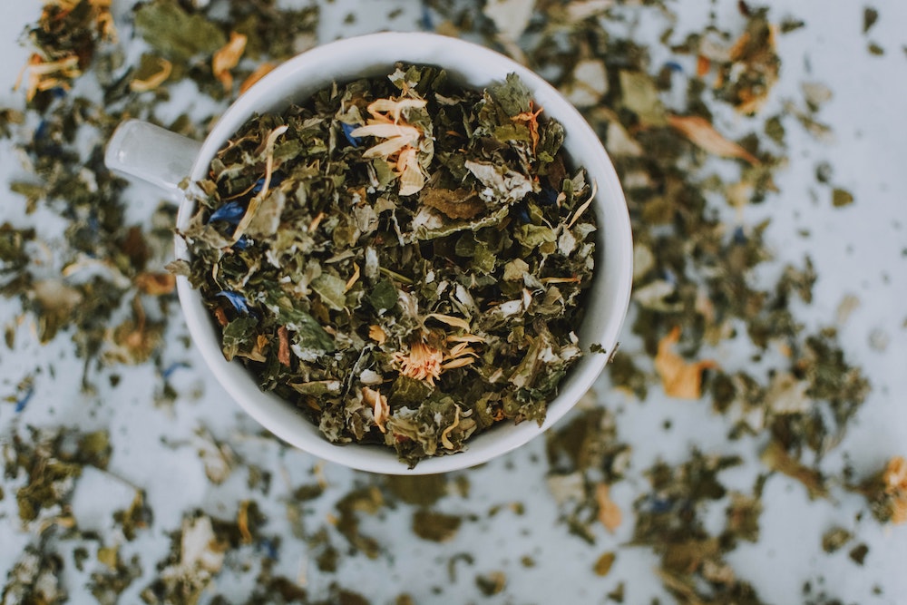 Connaissez-vous la différence entre thés, tisanes et infusions ?